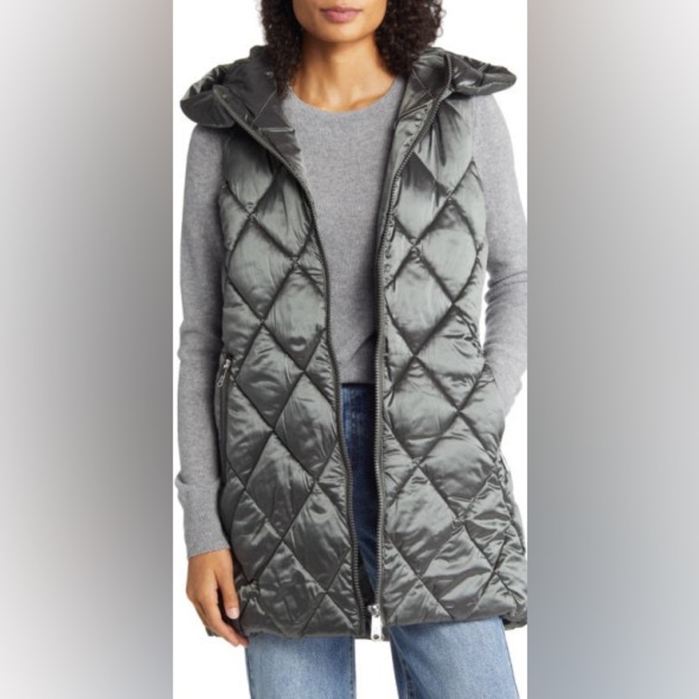 Sam Edelman Quilted Hooded Water Repellent Vest